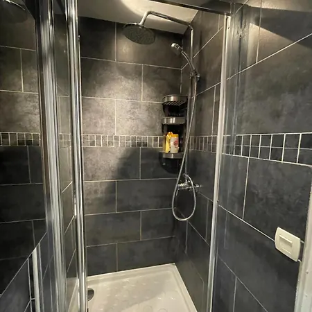 Appartement Design Proche Champs-elysees Parijs