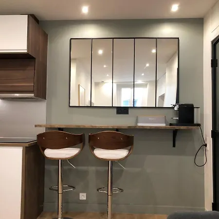 Design Proche Champs-elysees Appartement
